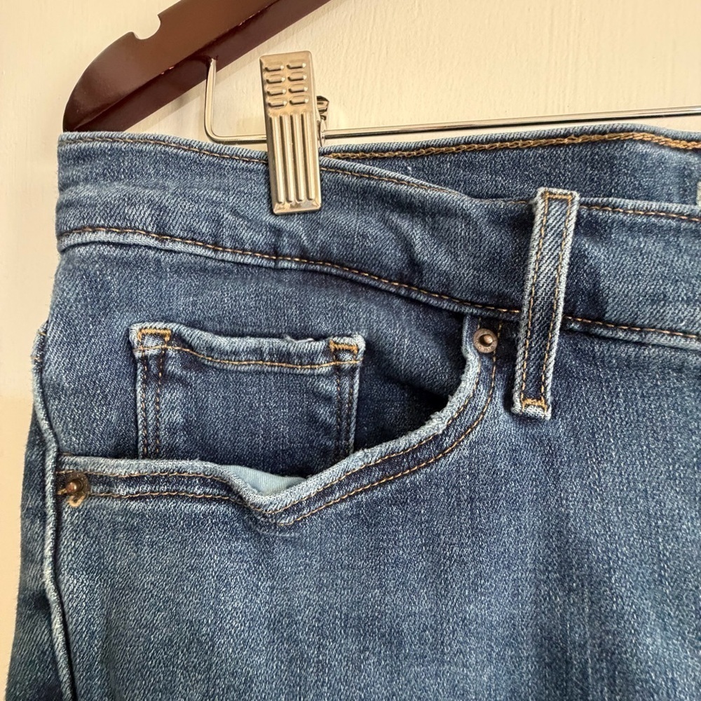 Levi’s Denim Blue 311 Shaping Skinny Jeans Size 32 - Picture 4 of 13
